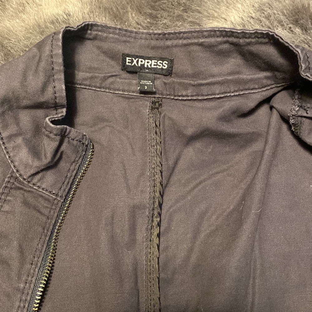 Express Jacket - Picture 2 of 6